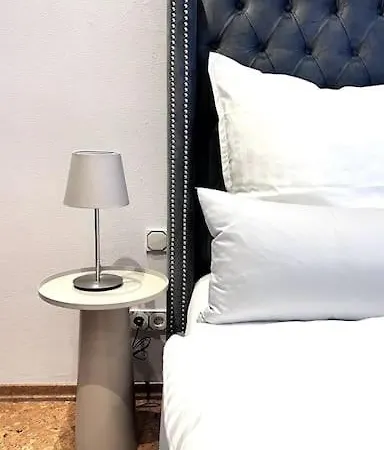 Apartment 90qm Designerwohnung Mit Kueche Und Jacuzzi In Do-city Dortmund